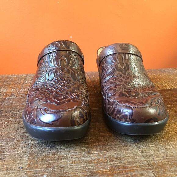 Alegria Isabelle Tooled Brown Heeled Mule Womens 36 6-6.5 Comfort Cozy Normcore - Picture 2 of 9